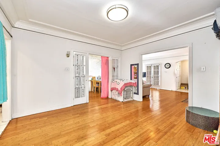 810 S Norton Avenue, Los Angeles, California 90005