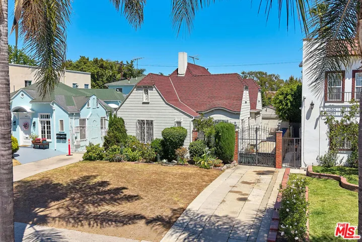 810 S Norton Avenue, Los Angeles, California 90005