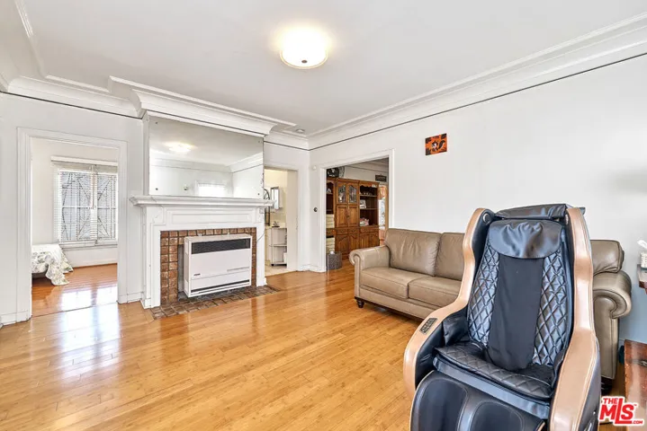 810 S Norton Avenue, Los Angeles, California 90005
