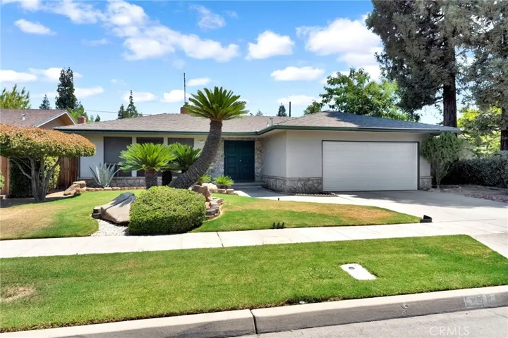 5618 N 9th, Fresno, California 93710