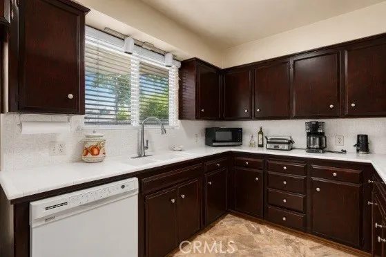 5618 N 9th, Fresno, California 93710