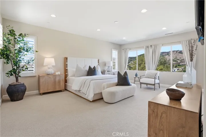 31800 Paseo Tarazona, San Juan Capistrano, California 92675