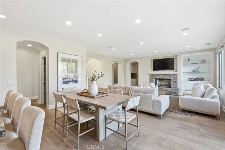 31800 Paseo Tarazona, San Juan Capistrano, California 92675