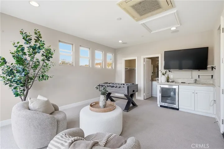 31800 Paseo Tarazona, San Juan Capistrano, California 92675