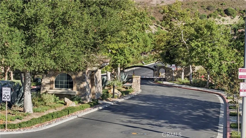 31800 Paseo Tarazona, San Juan Capistrano, California 92675