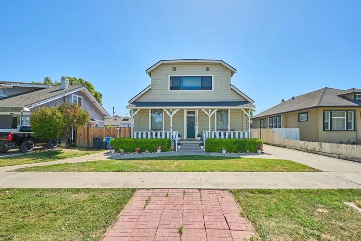 849 Monterey Street, Hollister, California 95023