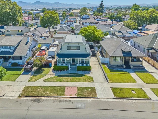 849 Monterey Street, Hollister, California 95023