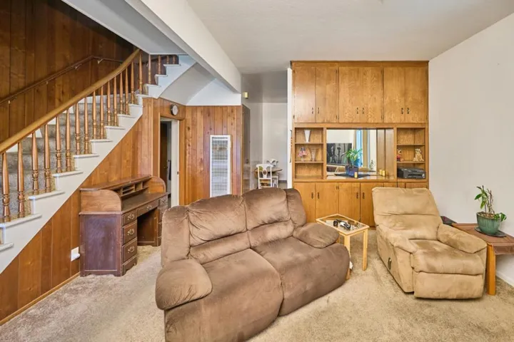 849 Monterey Street, Hollister, California 95023