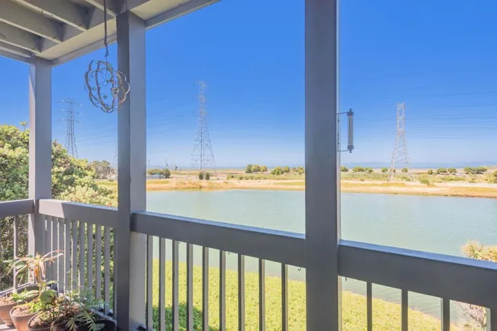 651 Port Drive 208, San Mateo, California 94404