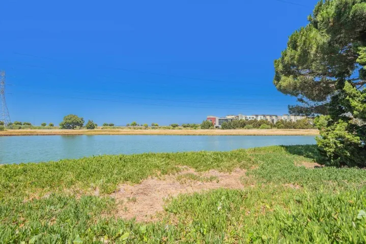 651 Port Drive 208, San Mateo, California 94404