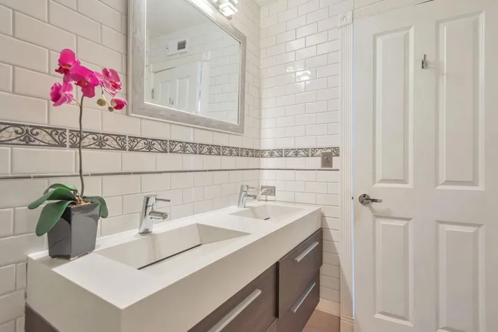 651 Port Drive 208, San Mateo, California 94404
