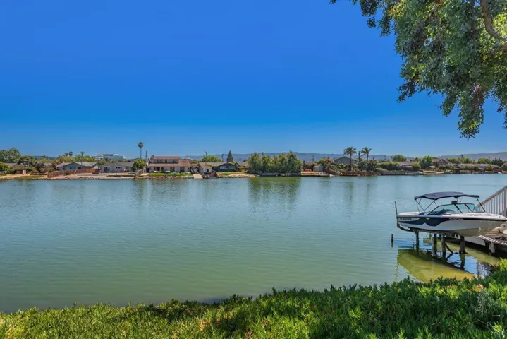 651 Port Drive 208, San Mateo, California 94404