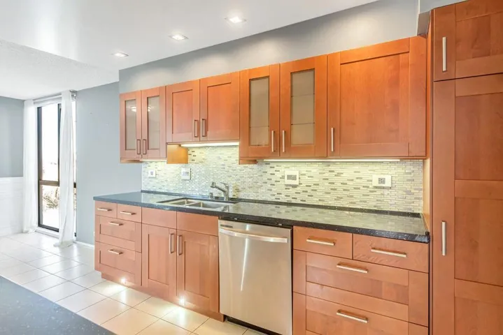 651 Port Drive 208, San Mateo, California 94404