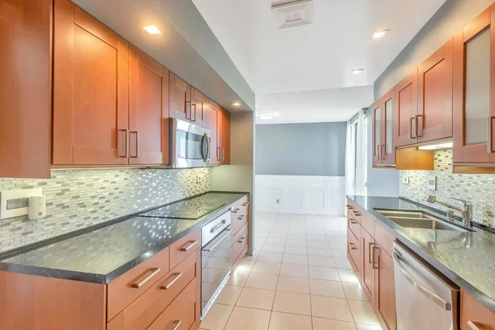 651 Port Drive 208, San Mateo, California 94404