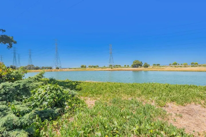 651 Port Drive 208, San Mateo, California 94404