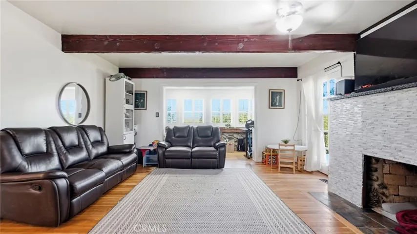 7276 Summitrose Street, Tujunga, California 91042