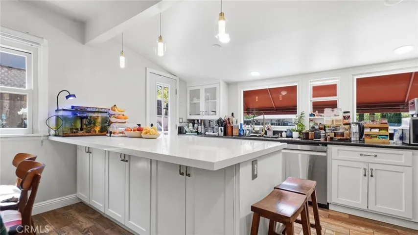 7276 Summitrose Street, Tujunga, California 91042