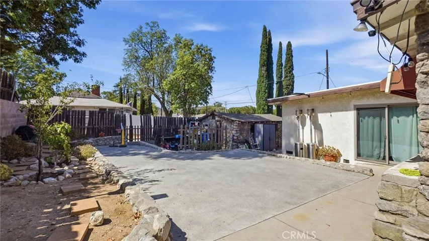 7276 Summitrose Street, Tujunga, California 91042