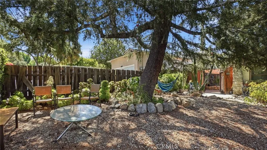 7276 Summitrose Street, Tujunga, California 91042