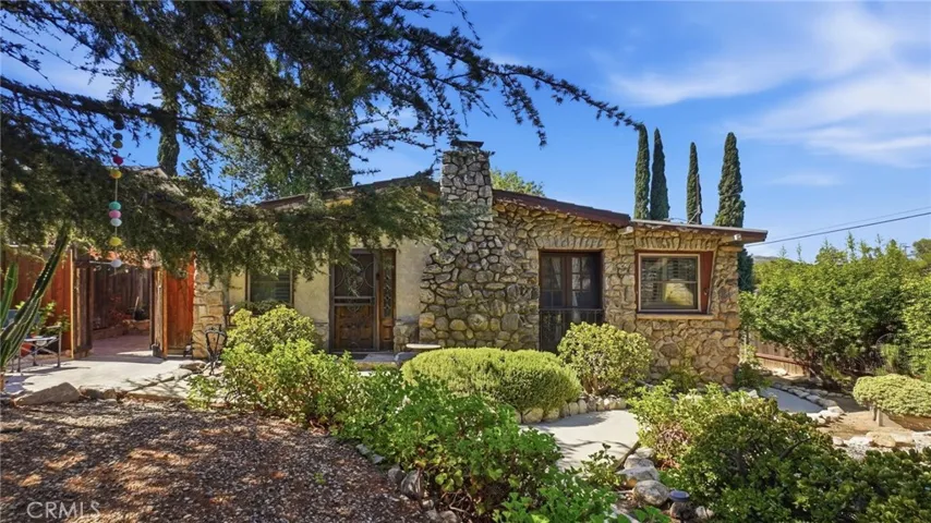 7276 Summitrose Street, Tujunga, California 91042