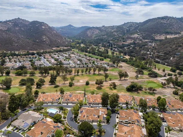 29665 Castle Creek Ln, Escondido, California 92026