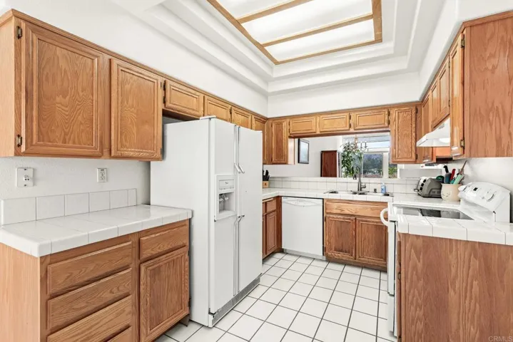 29665 Castle Creek Ln, Escondido, California 92026