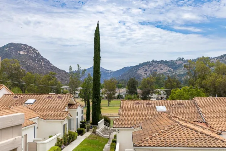 29665 Castle Creek Ln, Escondido, California 92026