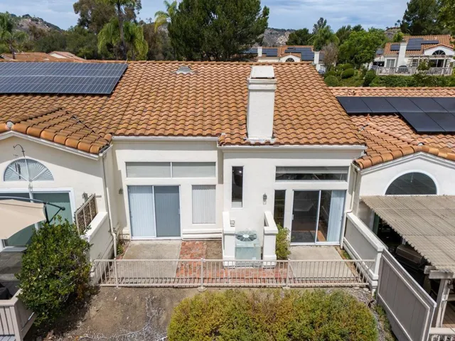 29665 Castle Creek Ln, Escondido, California 92026
