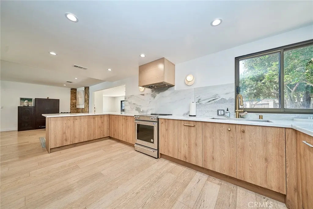 2532 Crooked Creek, Diamond Bar, California 91765 — photo 5