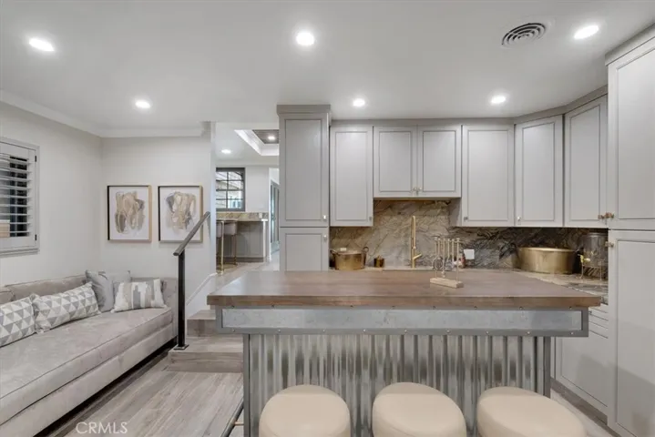 2808 W Oceanfront, Newport Beach, California 92663