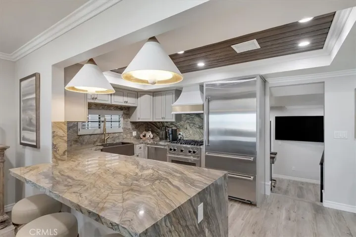 2808 W Oceanfront, Newport Beach, California 92663