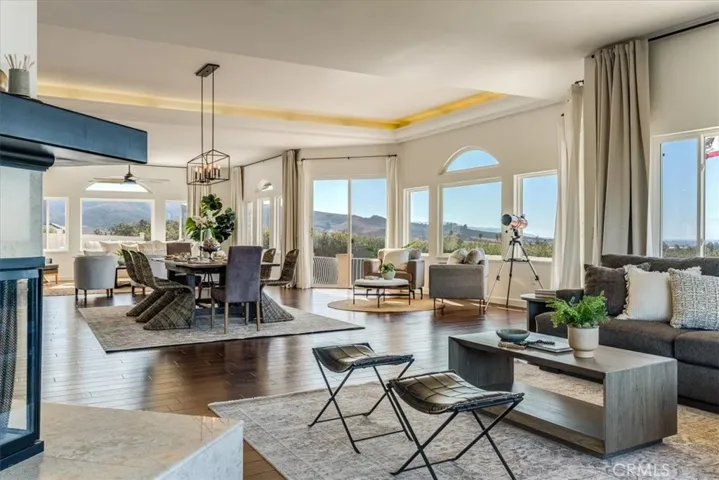 6024 Quail Court, Santa Maria, California 93455