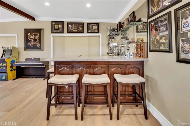 3 Mustang Road, Rancho Palos Verdes, California 90275