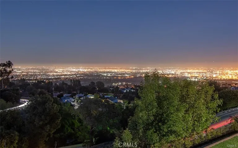 3 Mustang Road, Rancho Palos Verdes, California 90275