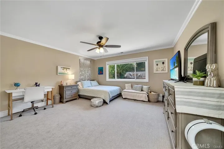 3 Mustang Road, Rancho Palos Verdes, California 90275