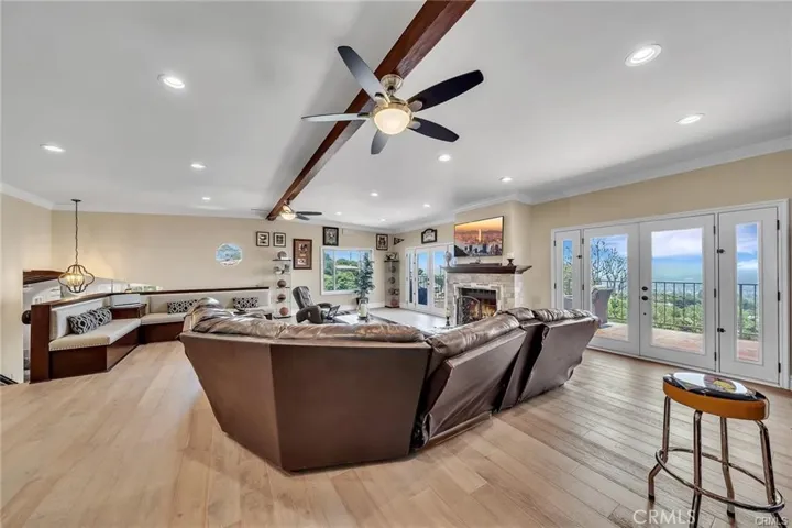3 Mustang Road, Rancho Palos Verdes, California 90275