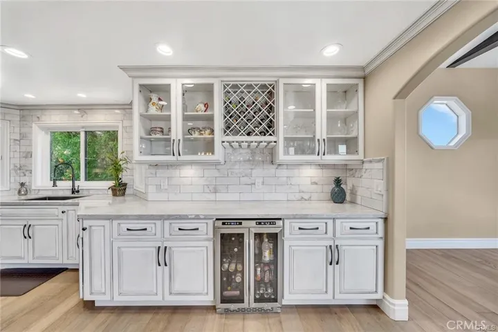 3 Mustang Road, Rancho Palos Verdes, California 90275