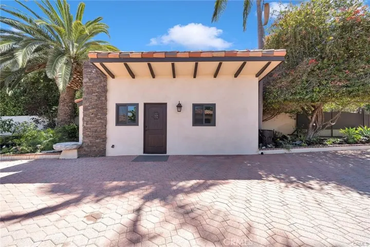 3 Mustang Road, Rancho Palos Verdes, California 90275