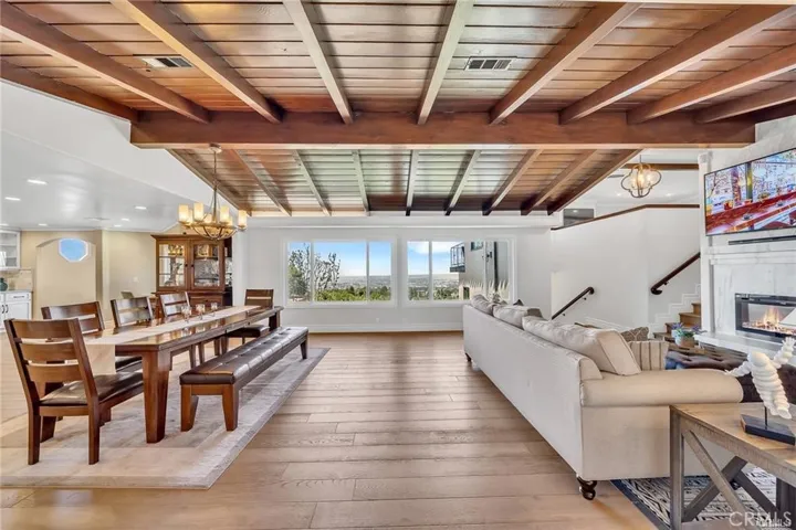 3 Mustang Road, Rancho Palos Verdes, California 90275