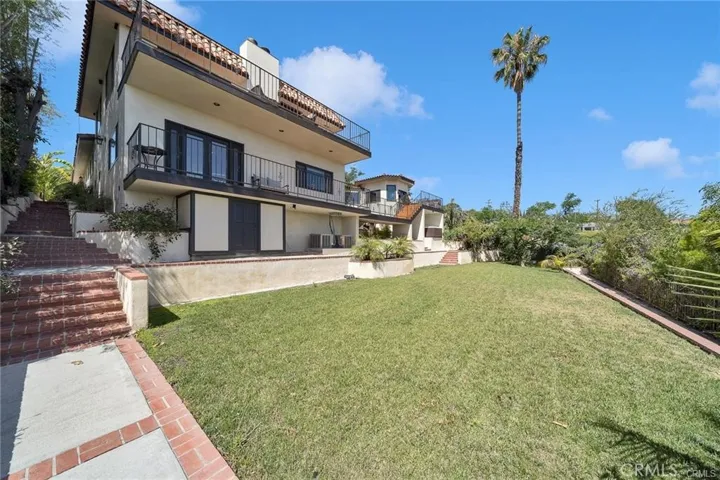 3 Mustang Road, Rancho Palos Verdes, California 90275