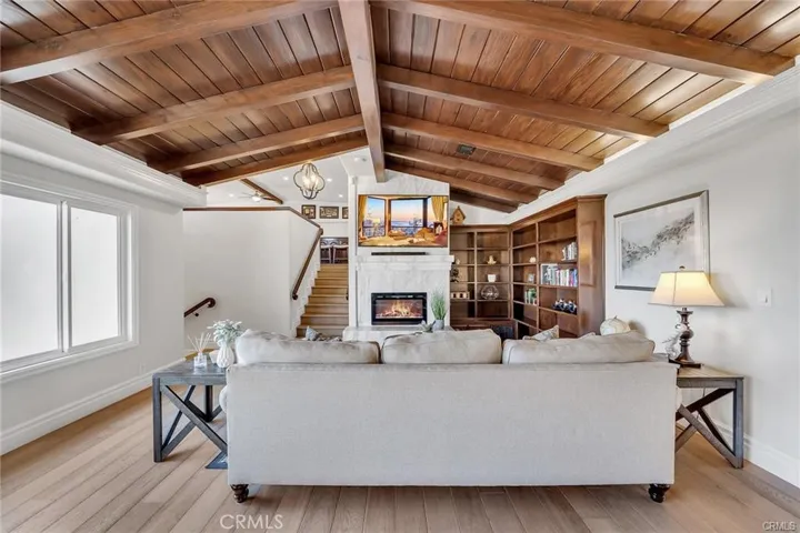 3 Mustang Road, Rancho Palos Verdes, California 90275