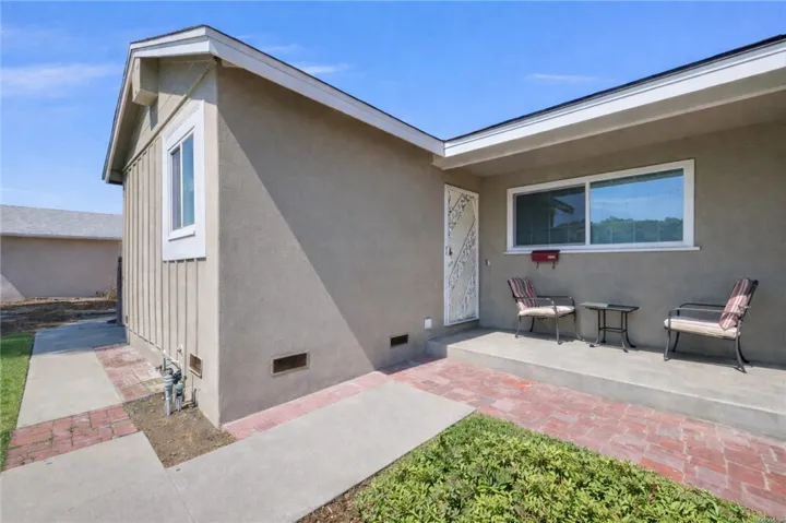 449 E Haltern, Glendora, California 91740