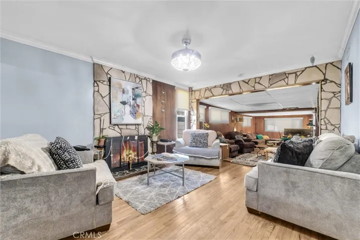 449 E Haltern, Glendora, California 91740