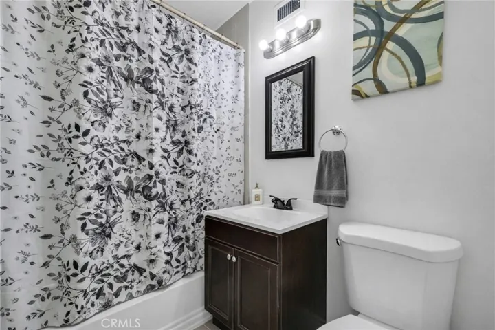 449 E Haltern, Glendora, California 91740