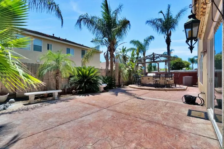 7113 E Garland Avenue, Fresno, California 93737
