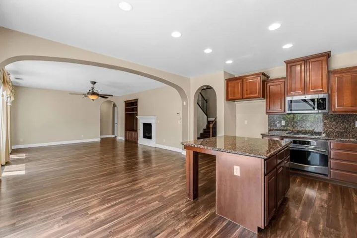 7113 E Garland Avenue, Fresno, California 93737
