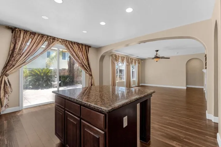 7113 E Garland Avenue, Fresno, California 93737
