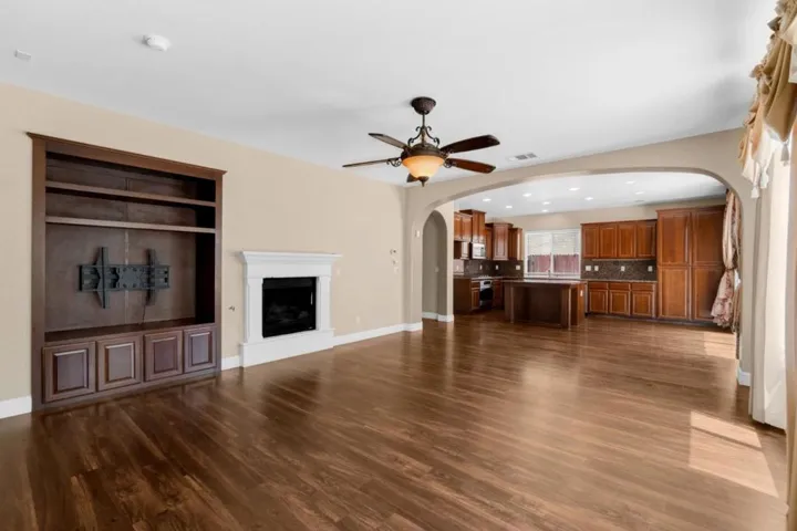 7113 E Garland Avenue, Fresno, California 93737