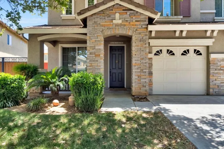 7113 E Garland Avenue, Fresno, California 93737