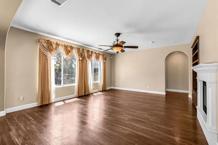 7113 E Garland Avenue, Fresno, California 93737